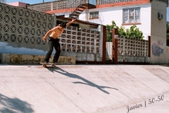 javi-50-50-grind-dike